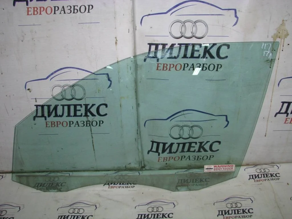 стекло двери VW Tiguan 2007-2011 L F