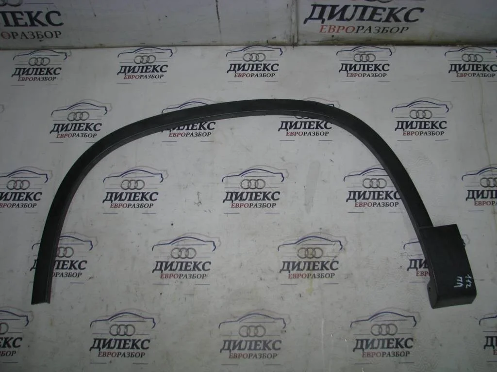 накладка переднего крыла VW Tiguan 2007-2011 L F