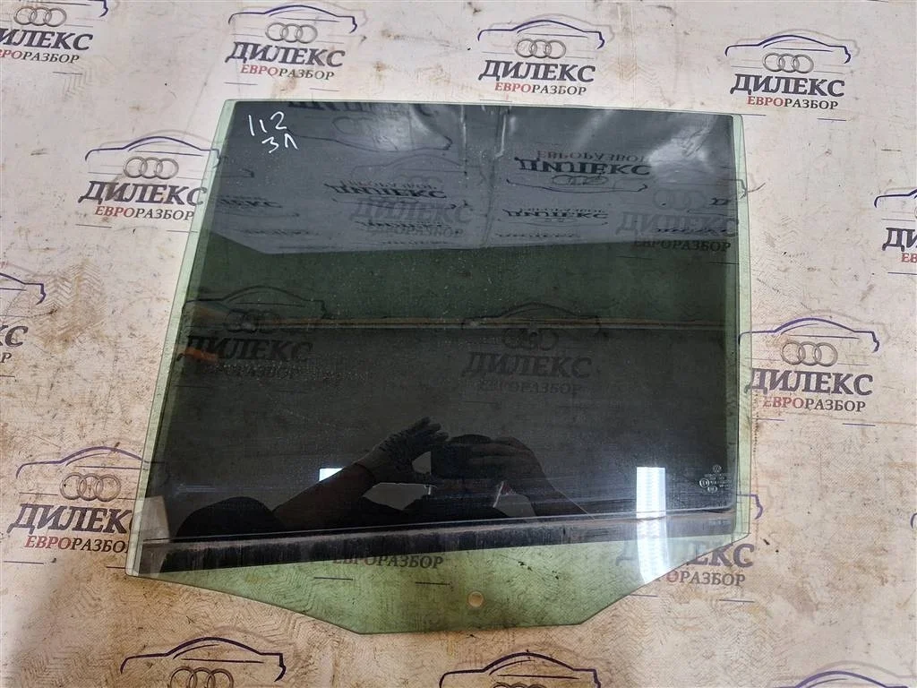 стекло двери VW Tiguan 2007-2011 L R