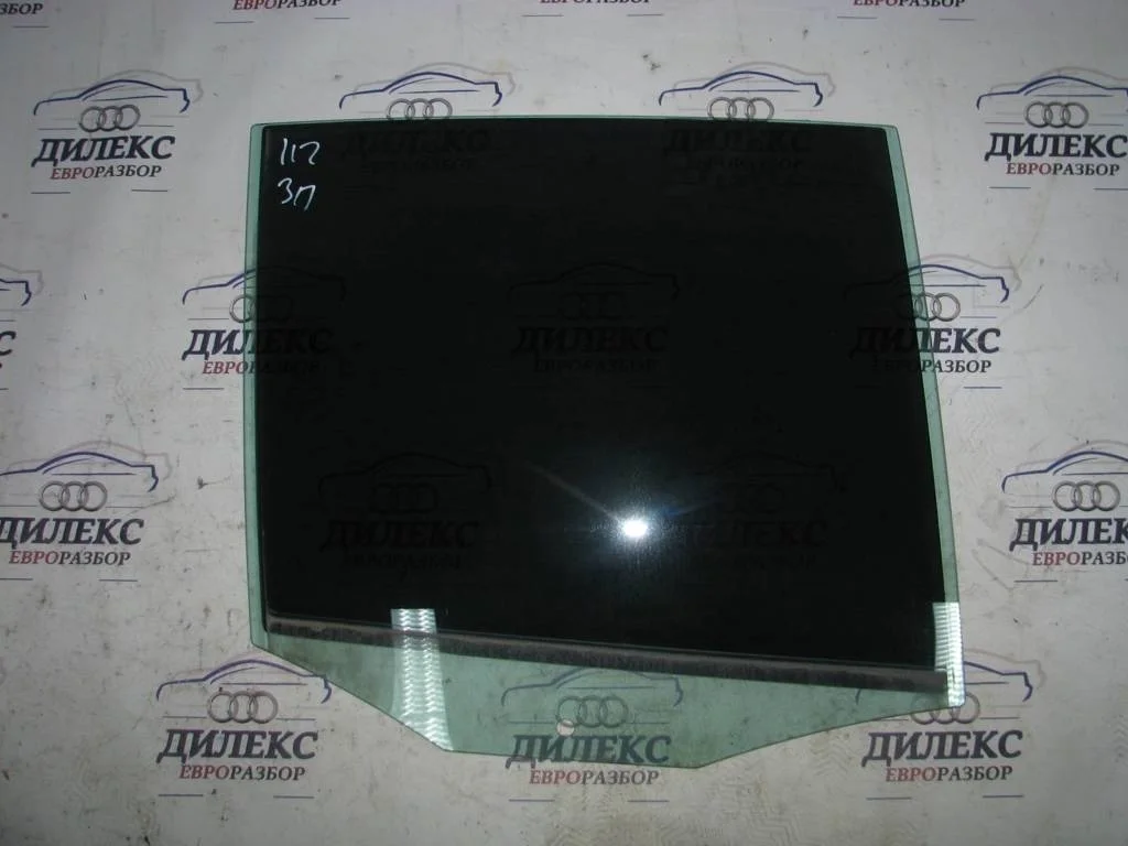 стекло двери VW Tiguan 2007-2011 R R