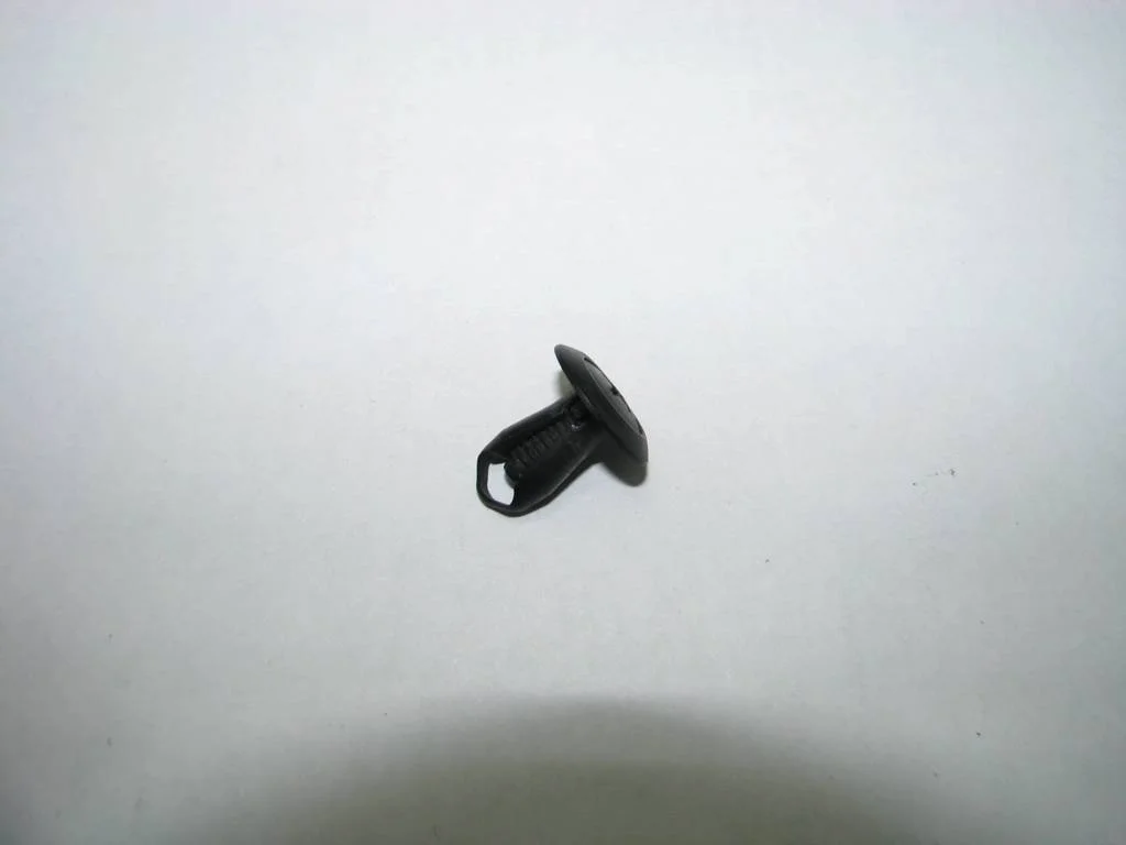 клипса автомобильная Ford Kuga 2008-2012 - -