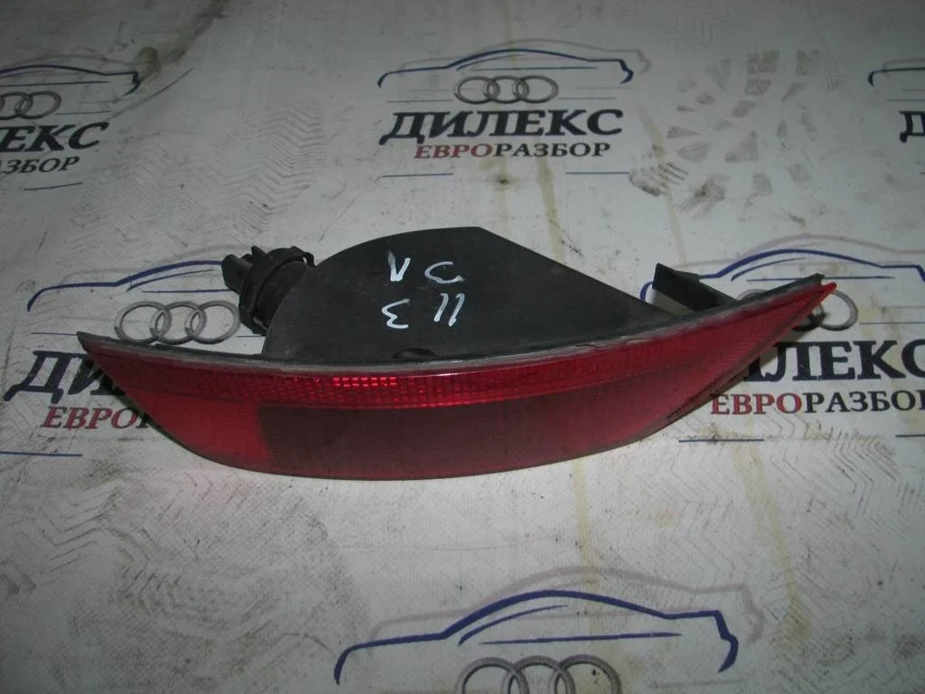 фонарь в бампер Ford Kuga 2008-2012 L R