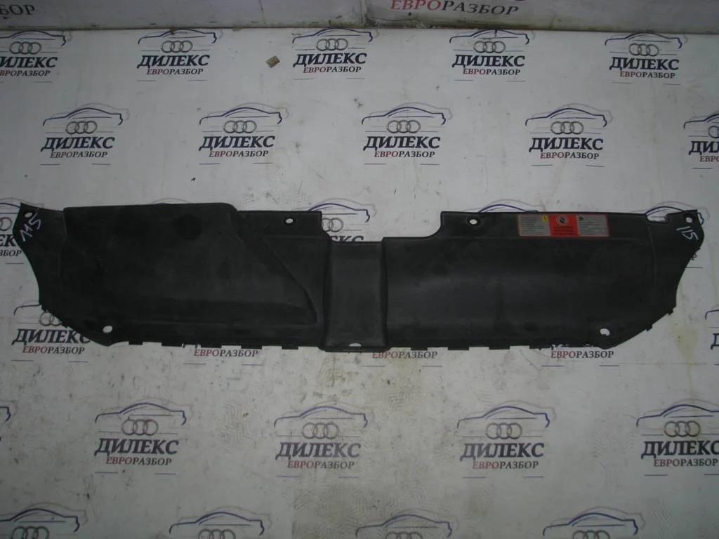 кожух замка капота Audi A4 (B8) 2007-2015 - -