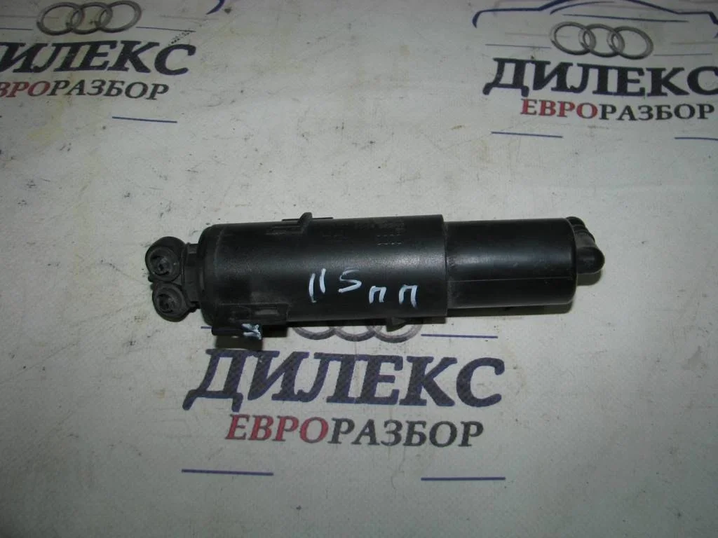 форсунка омывателя фары Audi A4 (B8) 2007-2015 R -