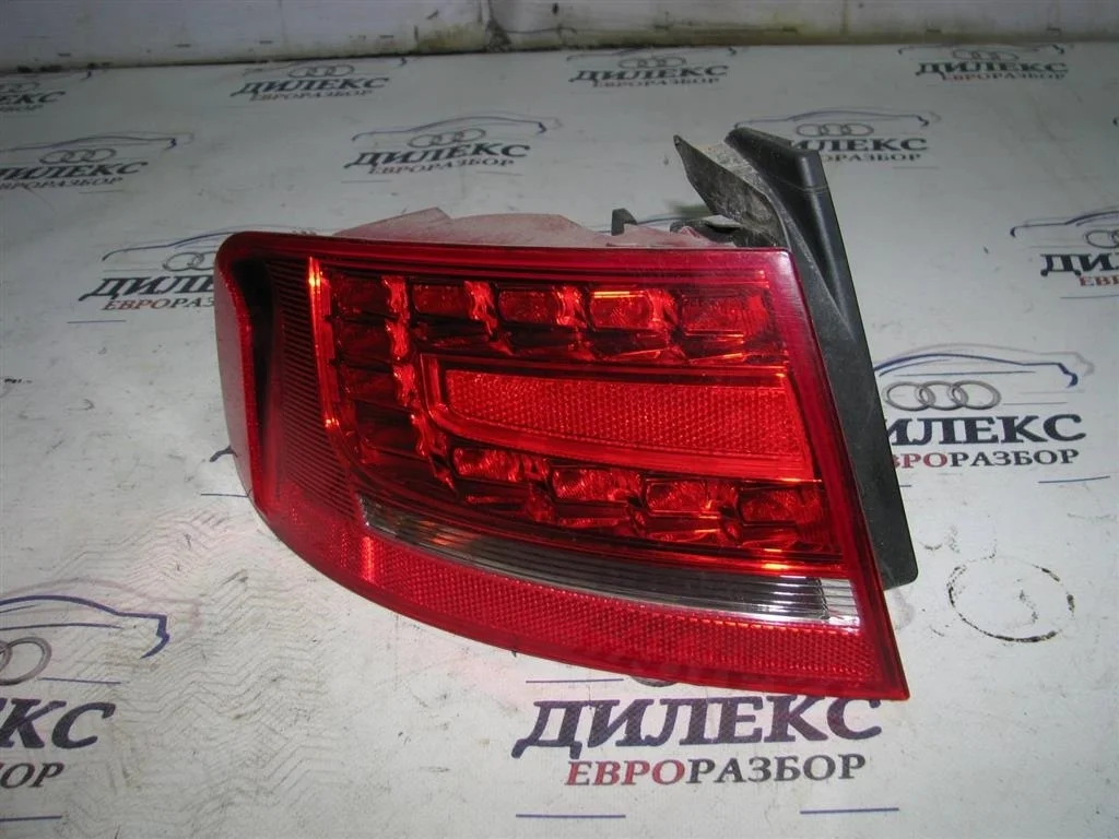 фонарь наружный Audi A4 (B8) 2007-2015 L R
