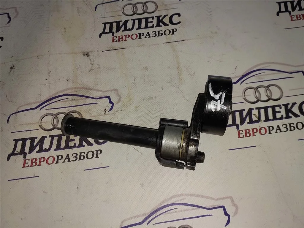 натяжитель ремня VW Tiguan 2007-2011 - -