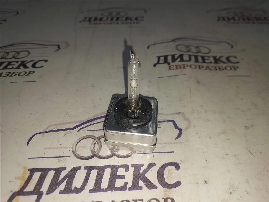 ксеноновая лампа Audi A6 (C6 4F) 2004-2011 - -