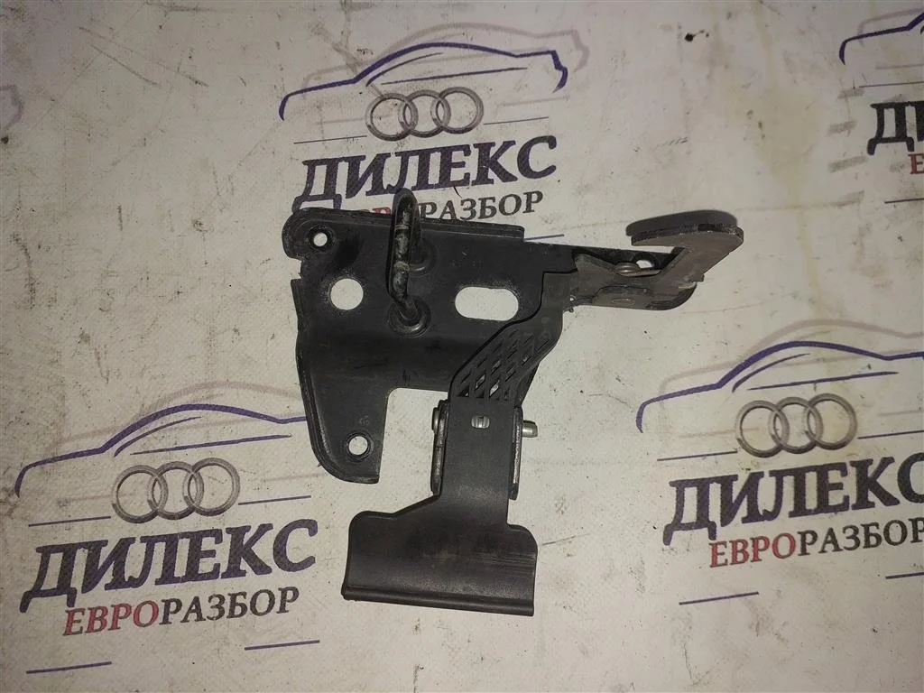 крючок капота Audi A6 (C6 4F) 2004-2011 - -