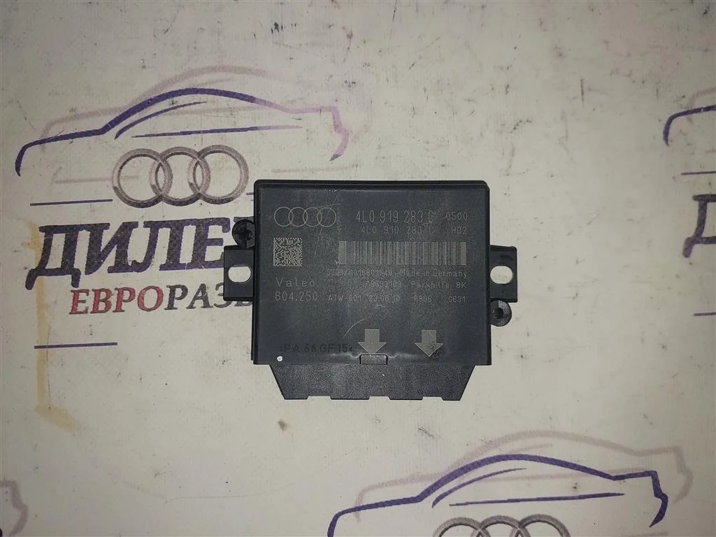 блок управления парктроником Audi A6 (C6 4F) 2004-2011 - -