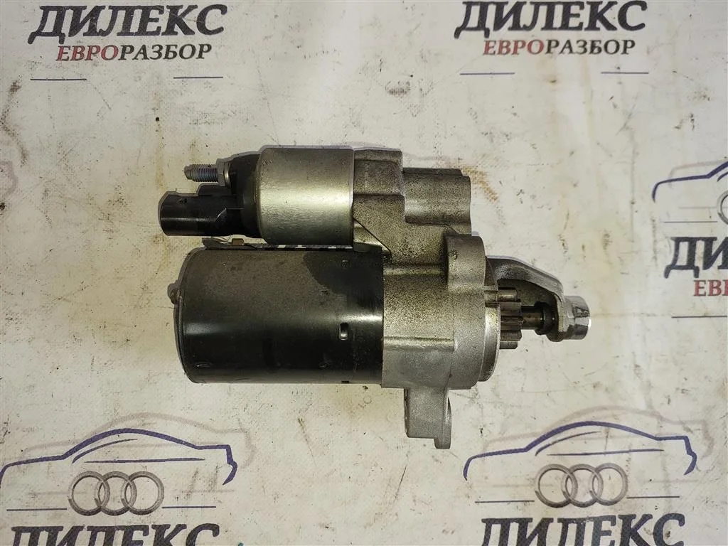 стартер Audi Q5 - -