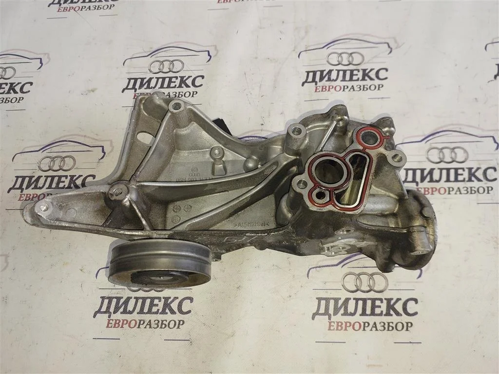 кронштейн генератора Audi Q5 - -