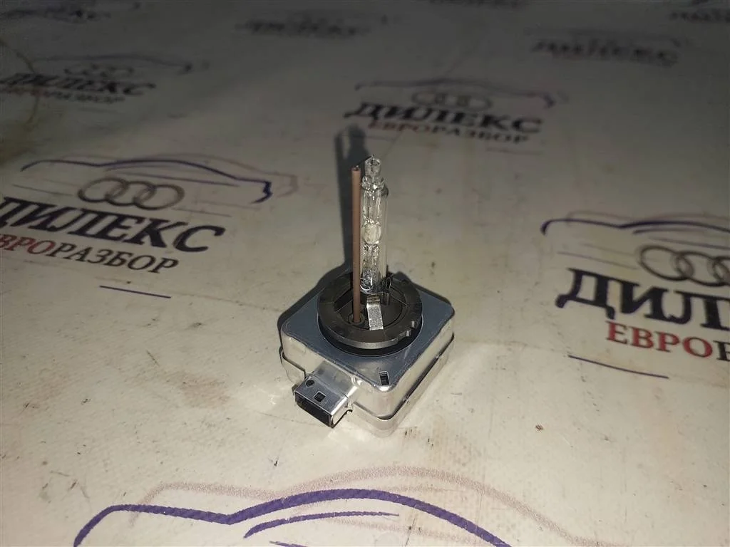ксеноновая лампа Audi Q5 - -
