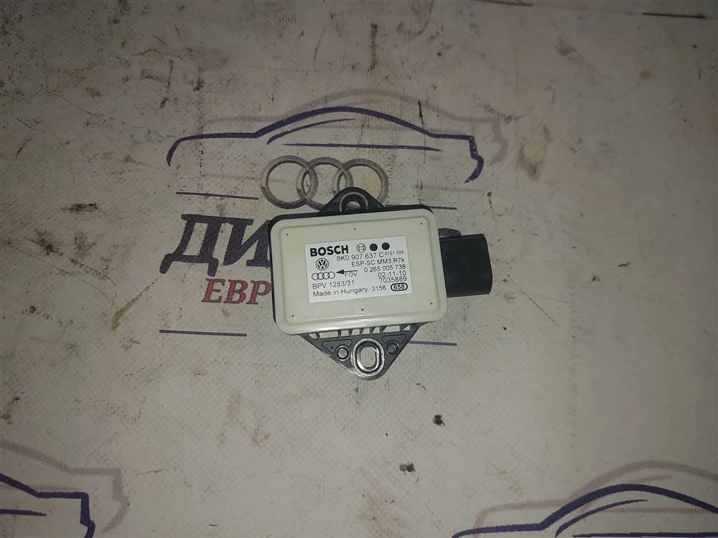 датчик ускорения Audi Q5 - -