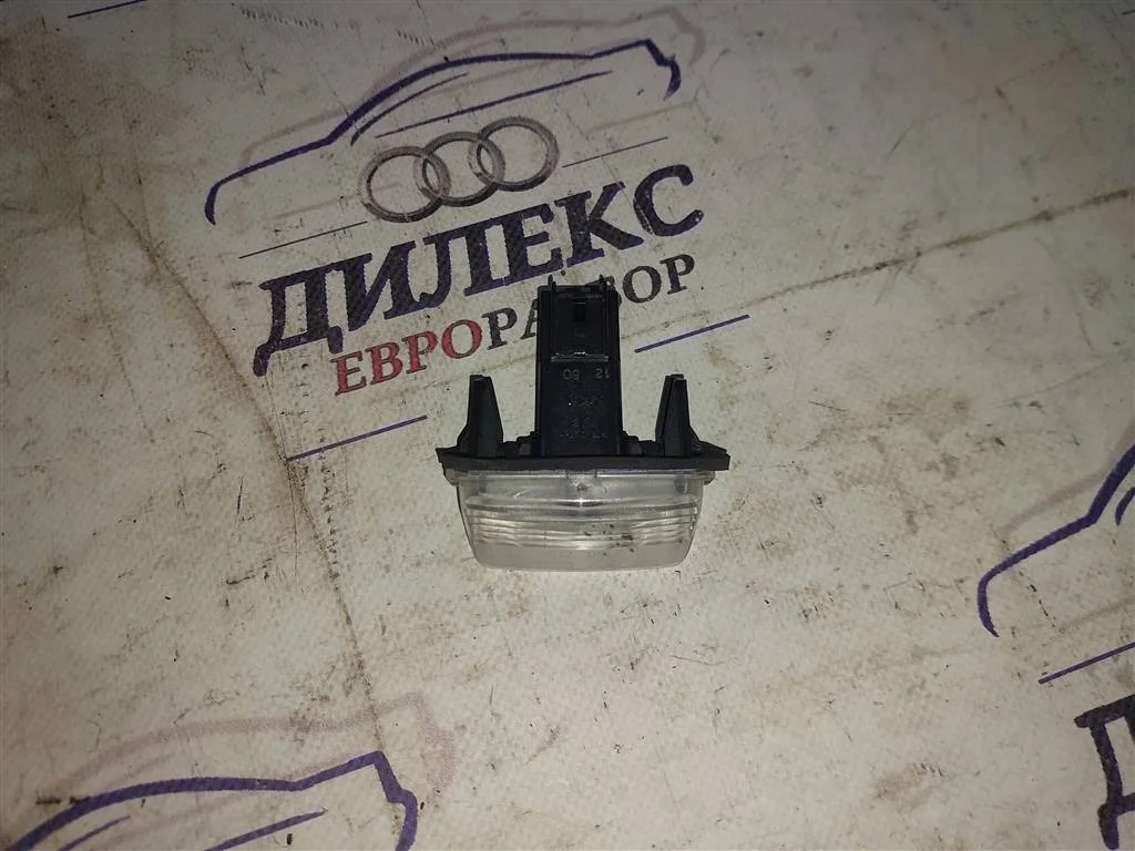 фонарь подсветки номера Citroen DS4 2011-2015 - -