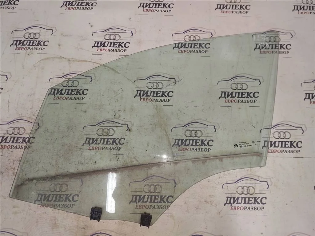 стекло двери Citroen DS4 2011-2015 L F