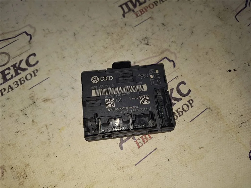 блок комфорта Audi A4 (B8) 2007-2015 - -