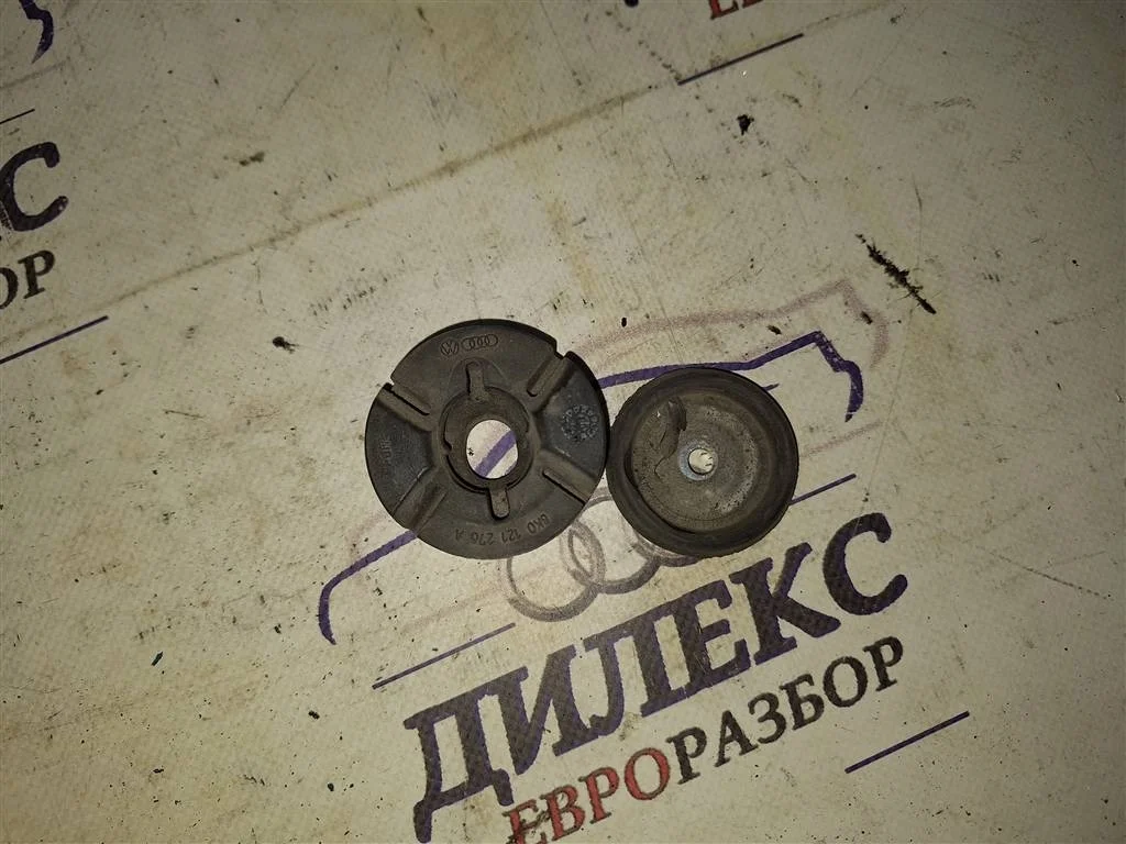 подушка радиатора основного Audi A4 (B8) 2007-2015 - -