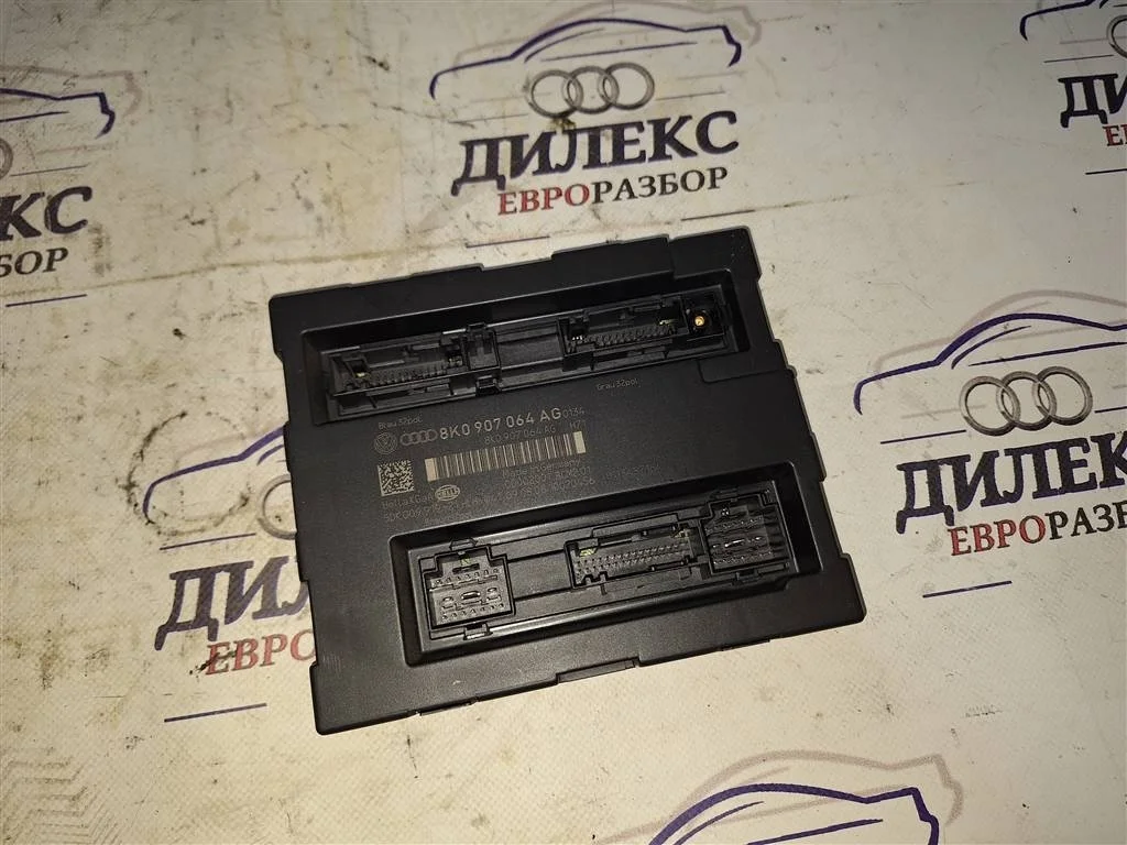 блок комфорта Audi A4 (B8) 2007-2015 - -