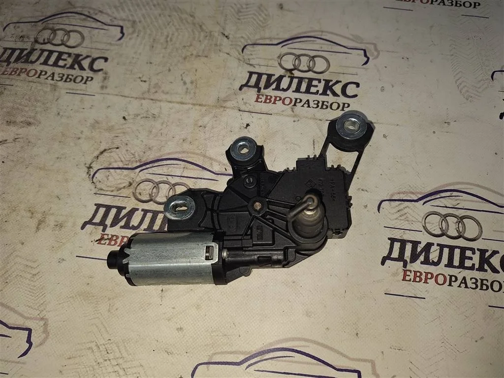 моторчик стеклоочистителя Audi A4 (B8) 2007-2015 - R