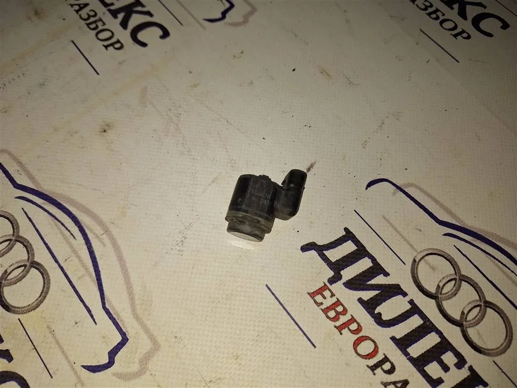 датчик парковки Audi A4 (B8) 2007-2015 - -