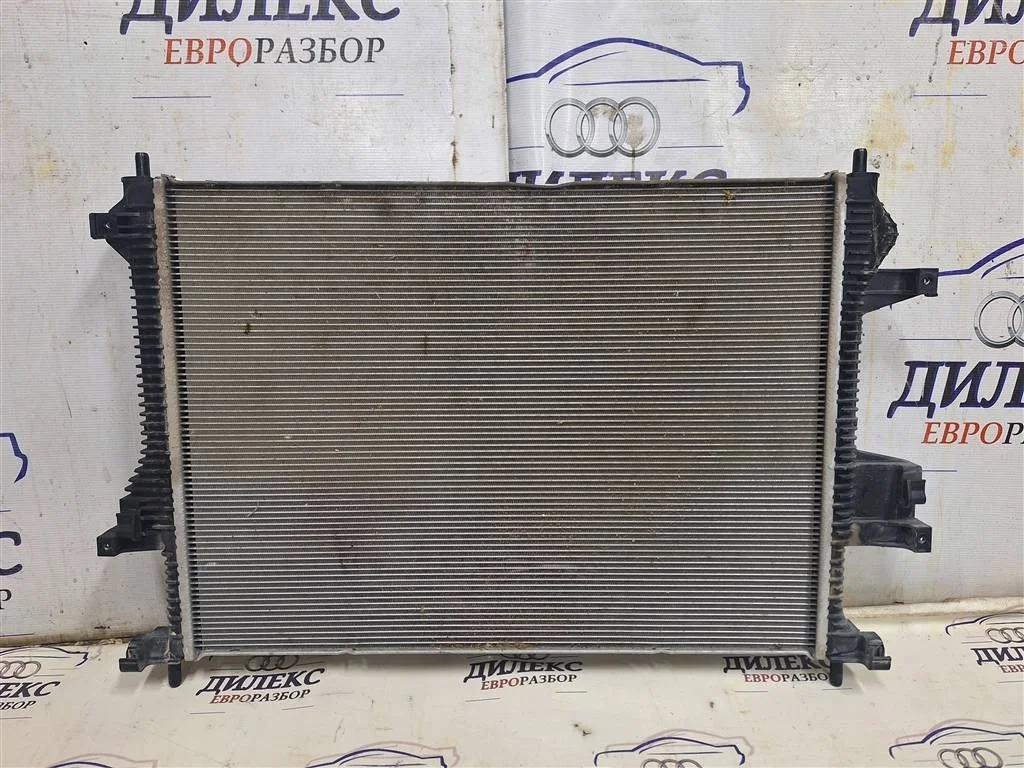 радиатор основной Chery Tiggo 8 Pro - -