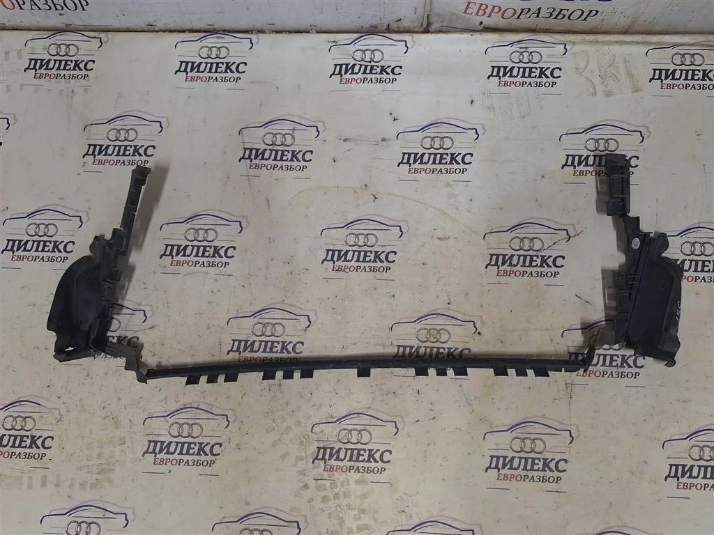 воздуховод радиатора Mercedes Benz W204 2007-2015 - -