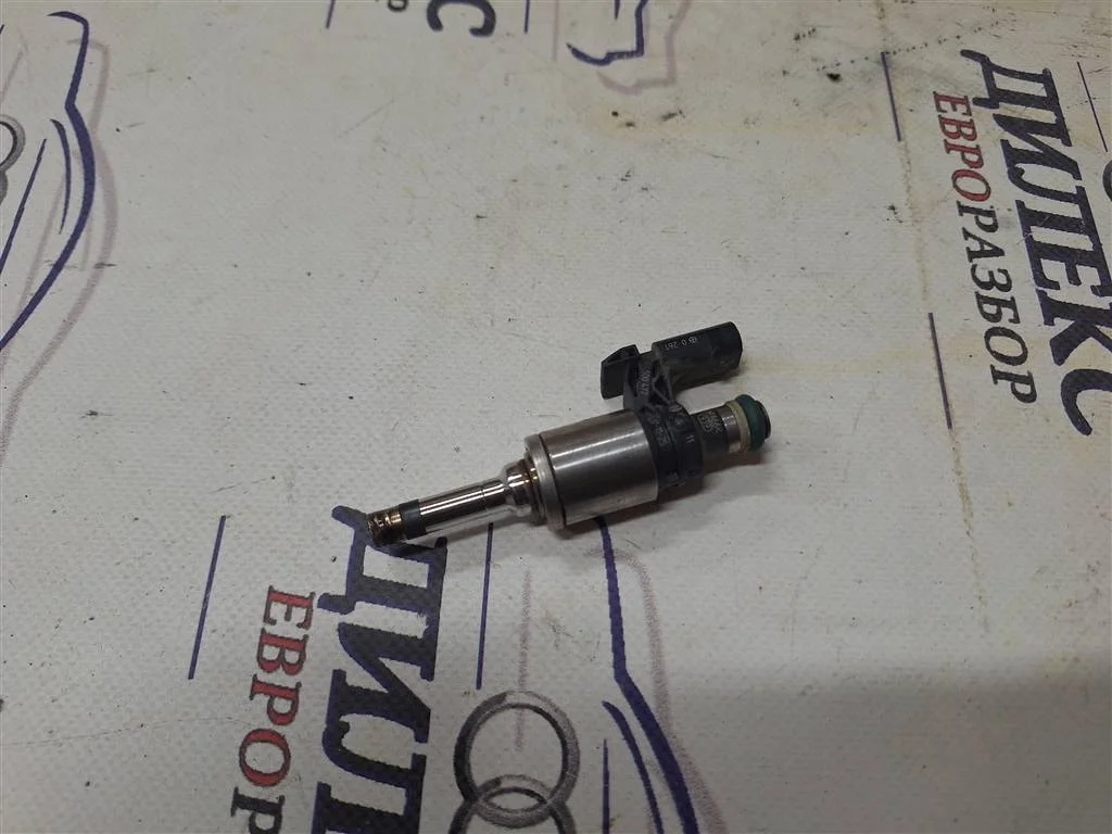 форсунка инжекторная электрическая VW Golf VII 2012 - -