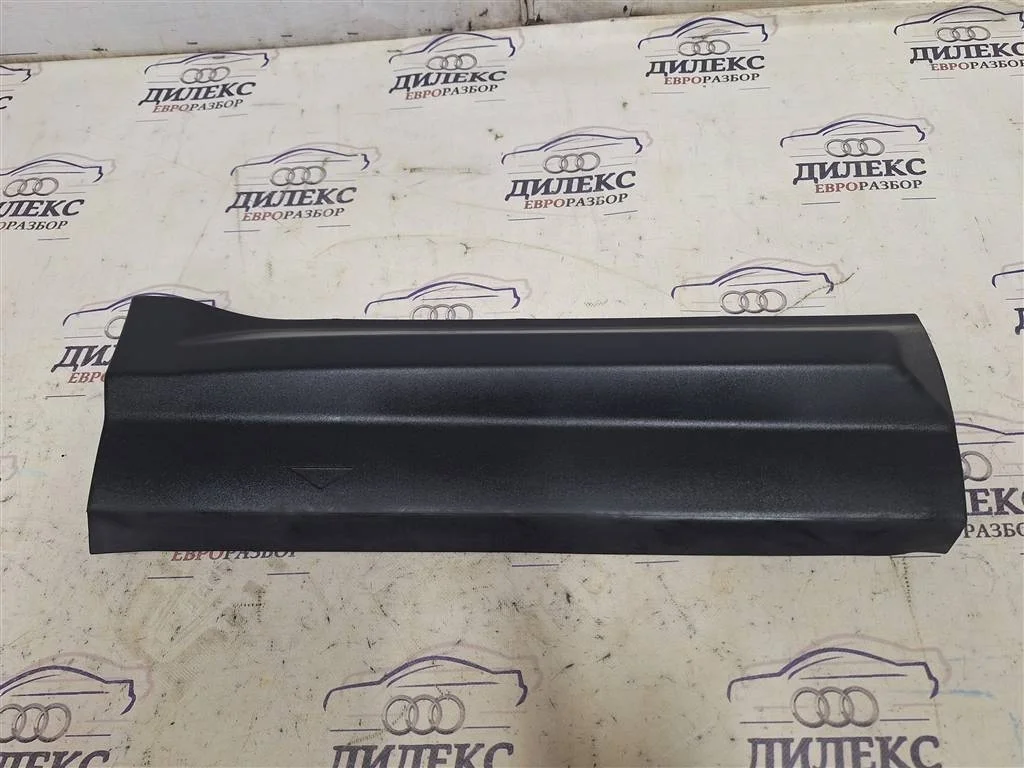 накладка двери Land Rover Freelander 2 2007> R R