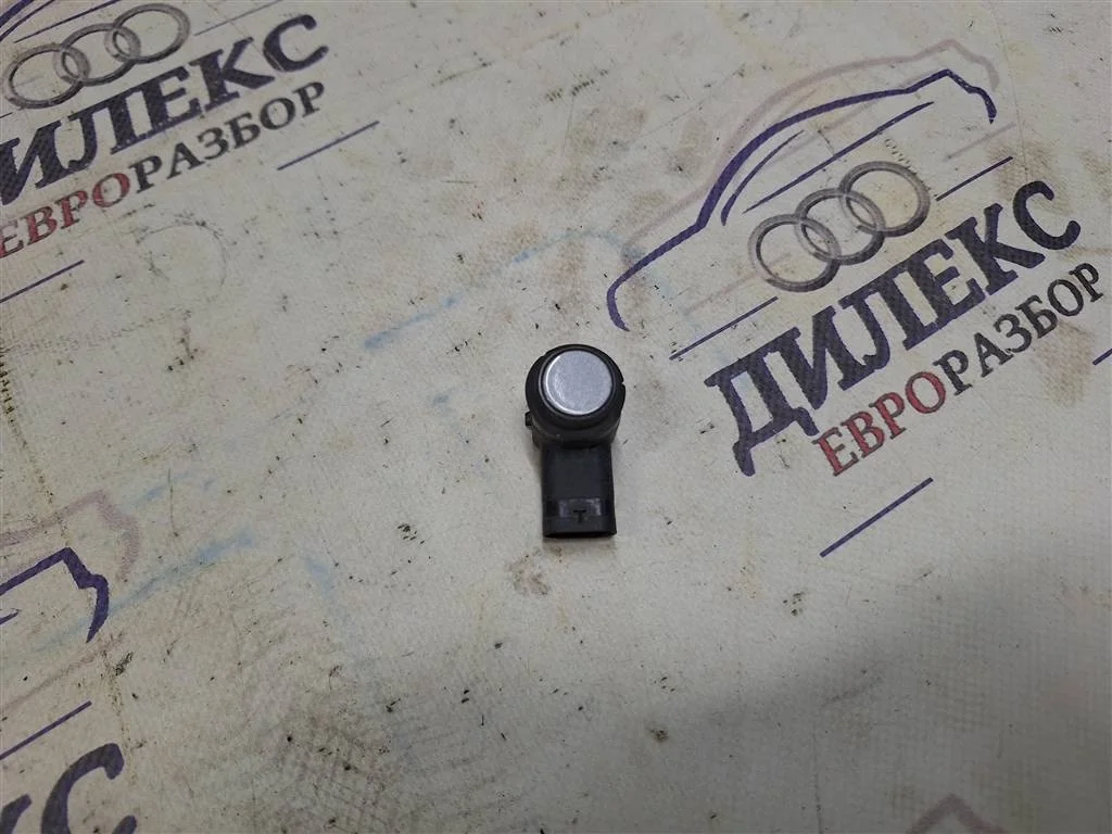 датчик парковки Audi Q7 2005-2015 - -