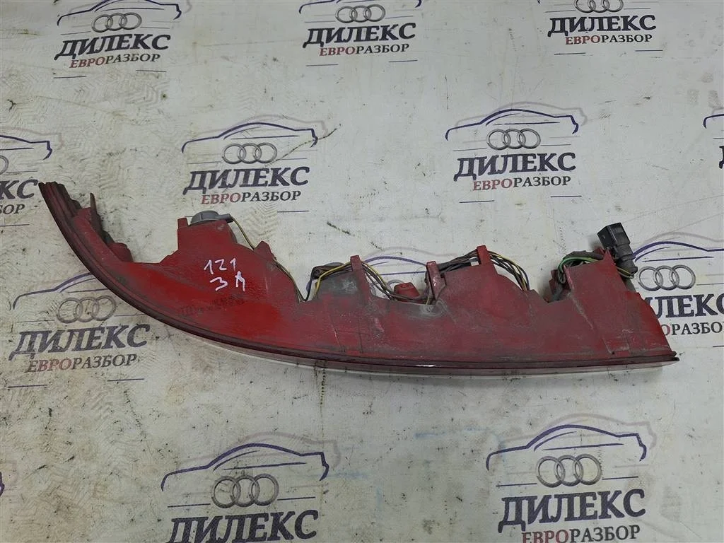 фонарь в бампер Audi Q7 2005-2015 L R