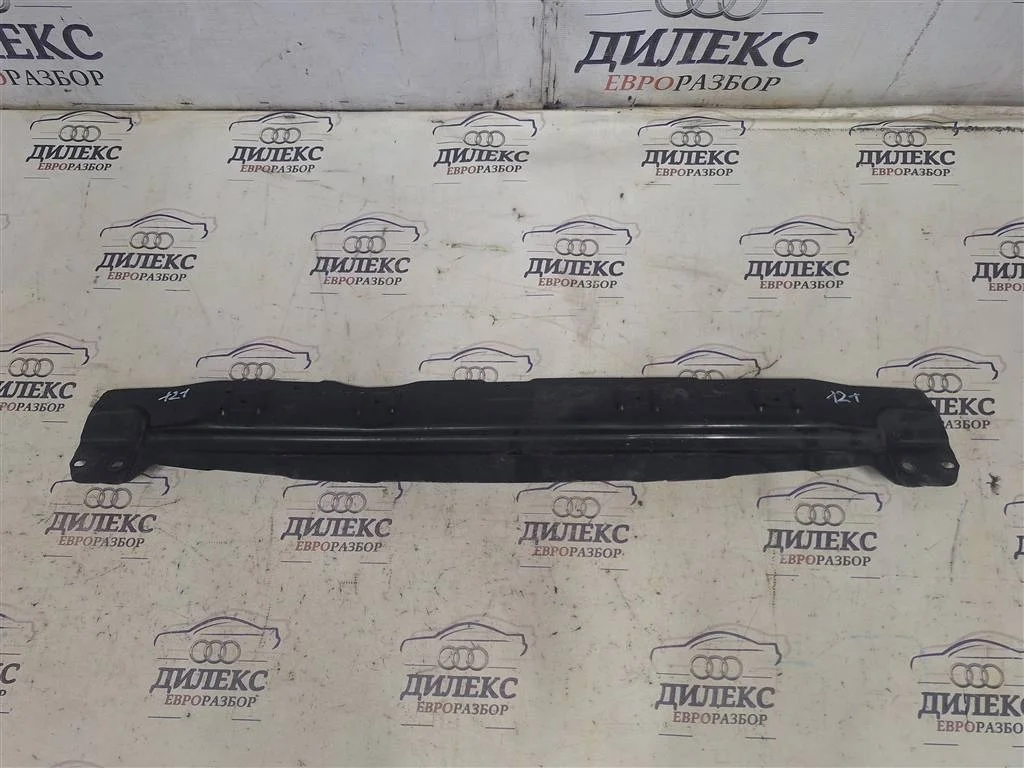 балка подрадиаторная Audi Q7 2005-2015 - -
