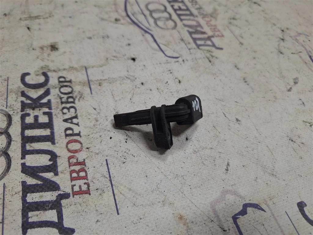 датчик abs Audi Q7 2005-2015 - F