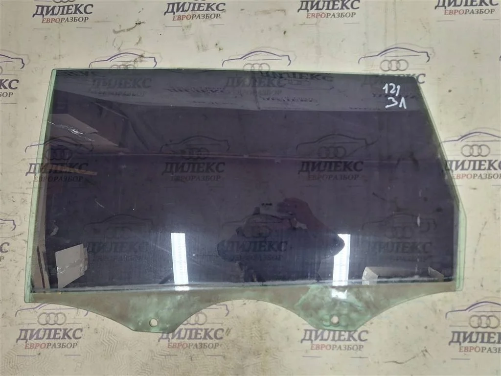 стекло двери Audi Q7 2005-2015 L R