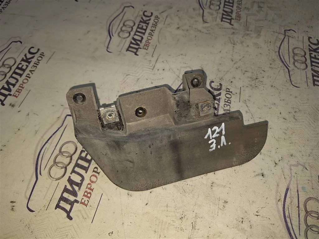 брызговик Audi Q7 2005-2015 L R