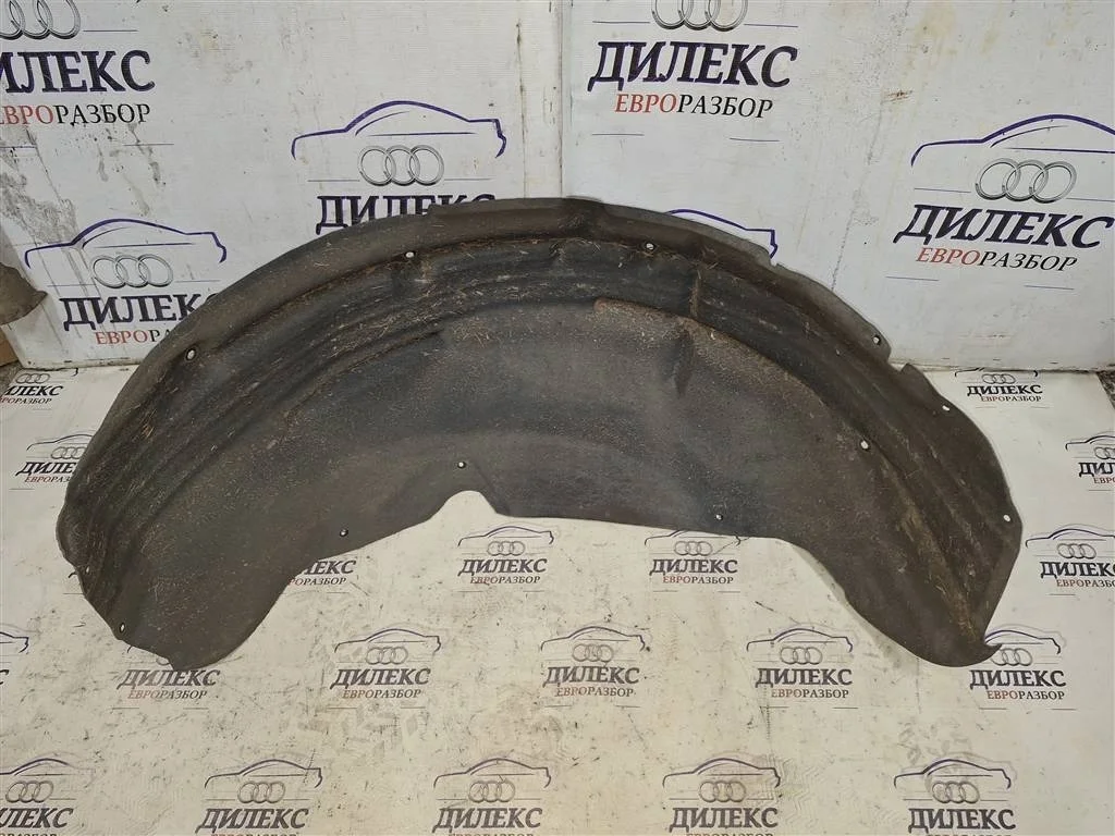 подкрылок Audi Q7 2005-2015 L R
