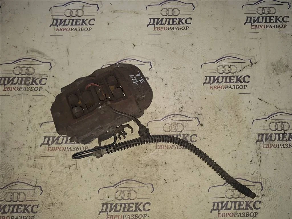 суппорт Audi Q7 2005-2015 L R