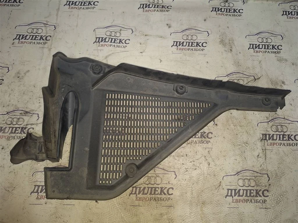 решетка стеклооч. (планка под лобовое стекло) BMW X5 E70 2007-2013 R -