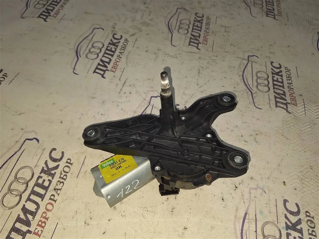 моторчик стеклоочистителя BMW X5 E70 2007-2013 - R