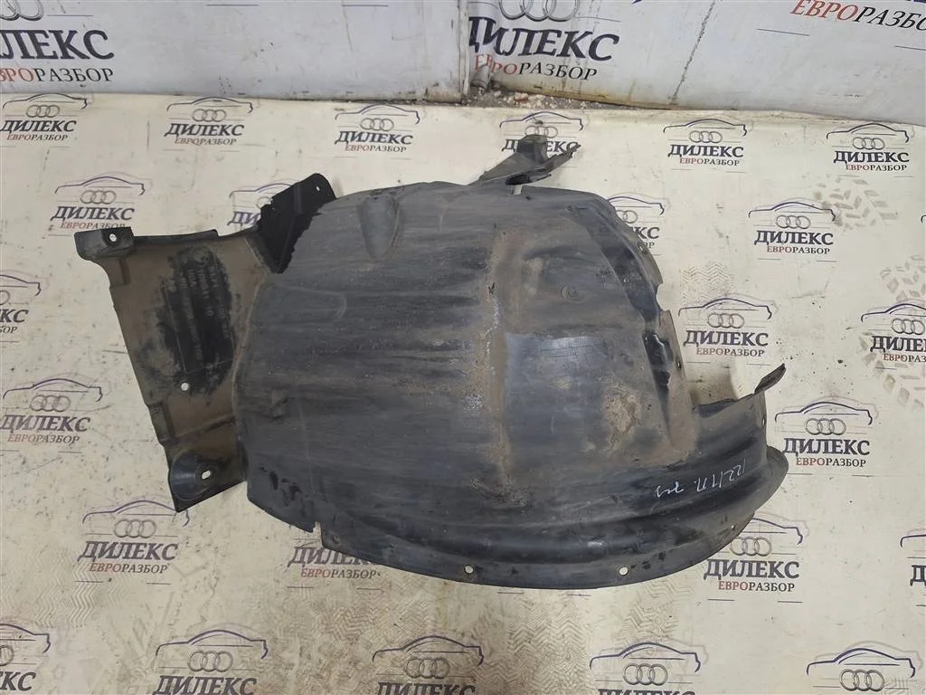 подкрылок BMW X5 E70 2007-2013 R F