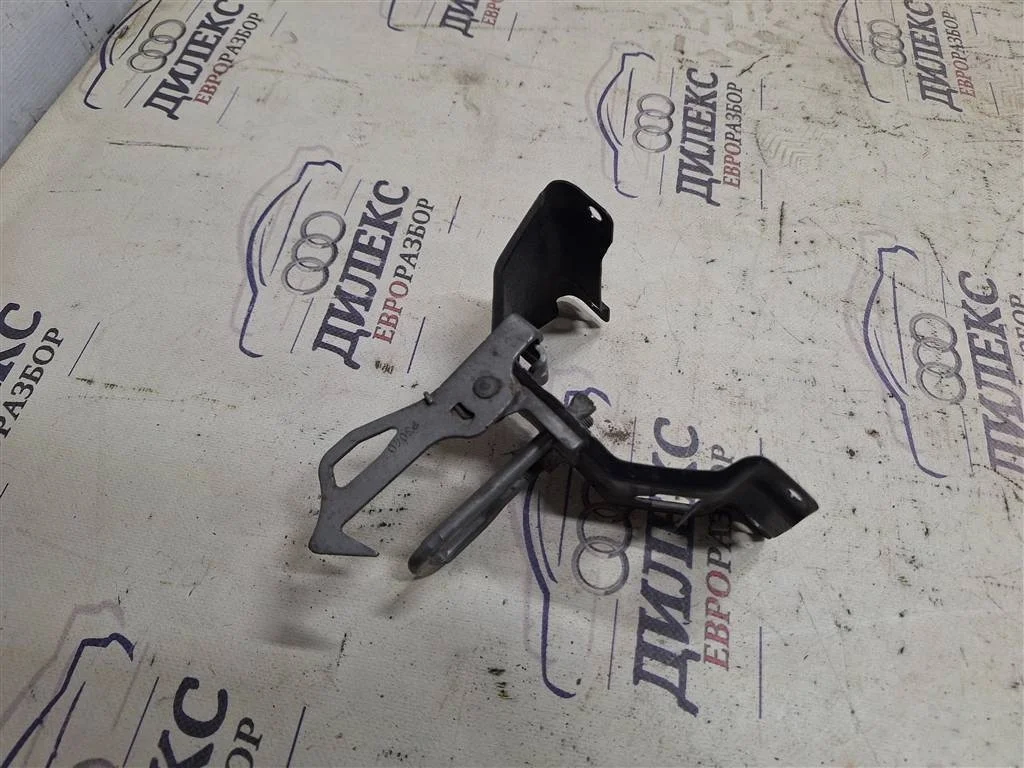 ответная часть замка капота BMW X5 E70 2007-2013 - -