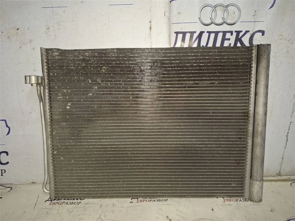радиатор кондиционера (конденсер) BMW X5 E70 2007-2013 - -