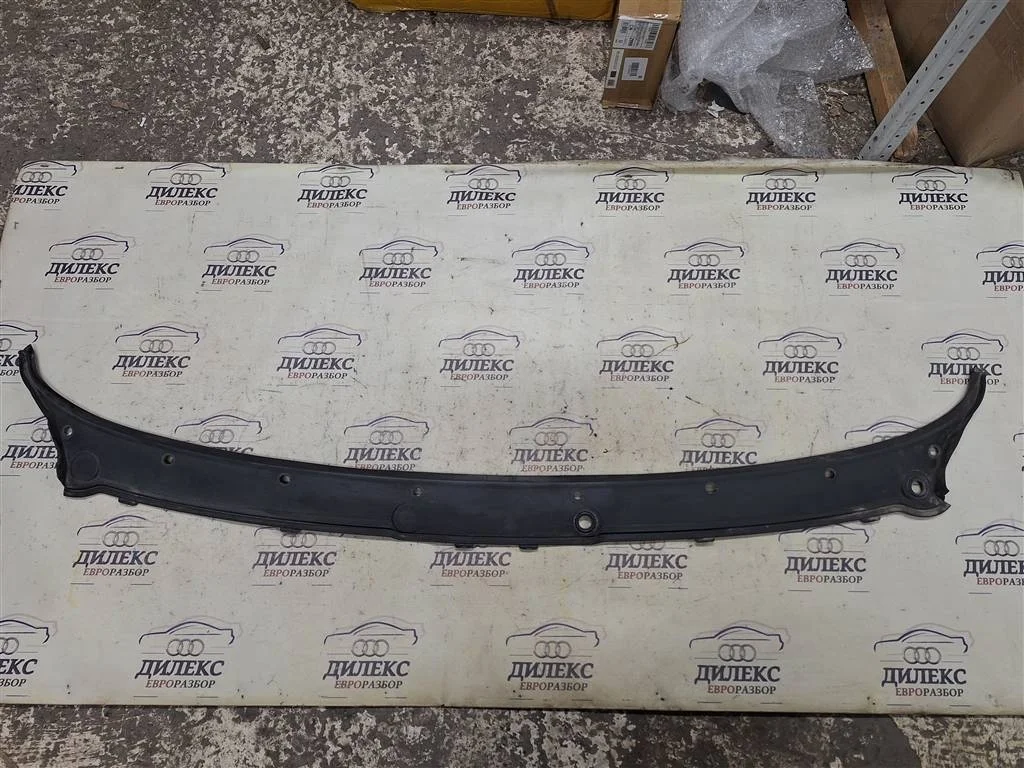 решетка стеклооч. (планка под лобовое стекло) BMW X5 E70 2007-2013 - -