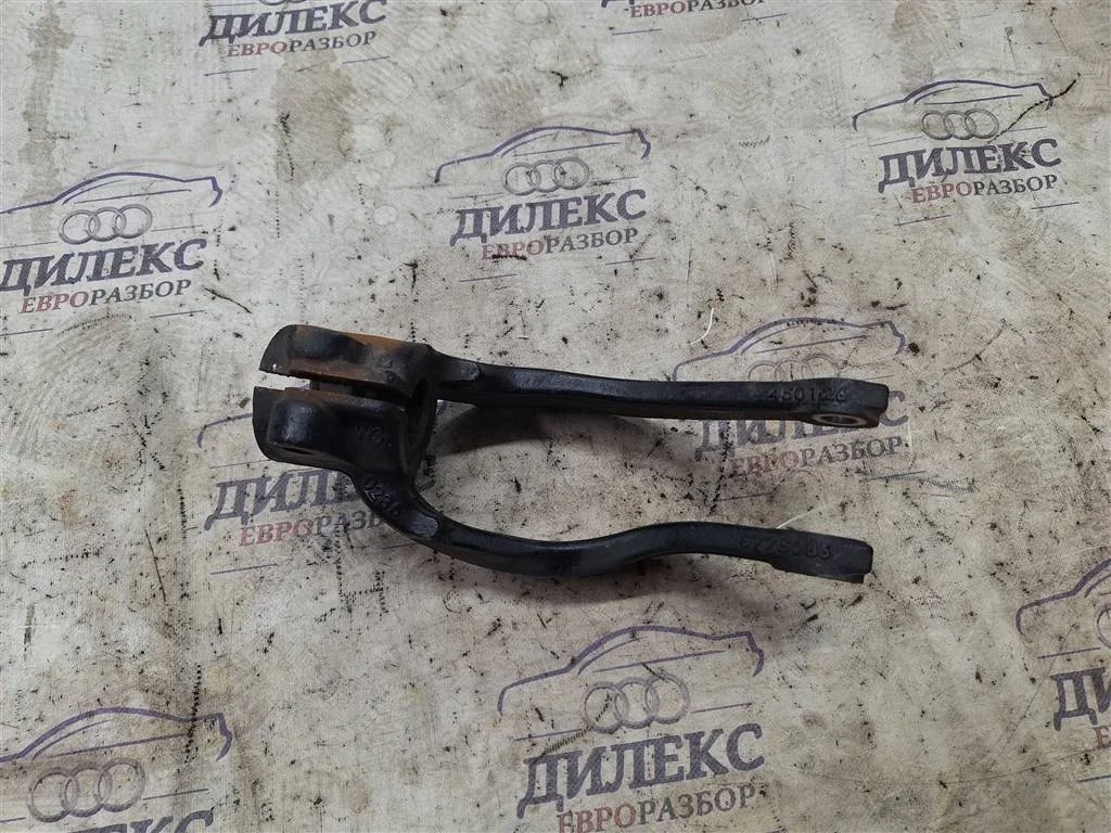 кронштейн амортизатора BMW X5 E70 2007-2013 - -