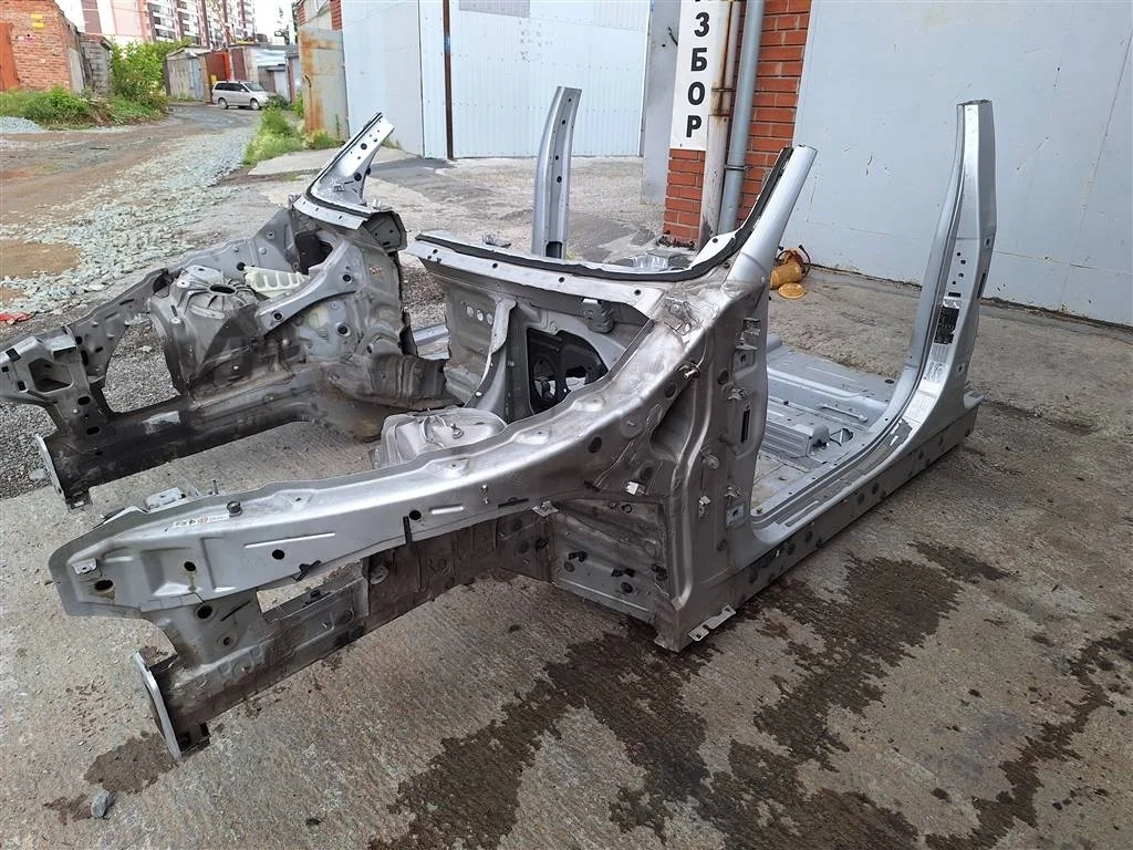 четверть кузова BMW X5 E70 2007-2013 L F