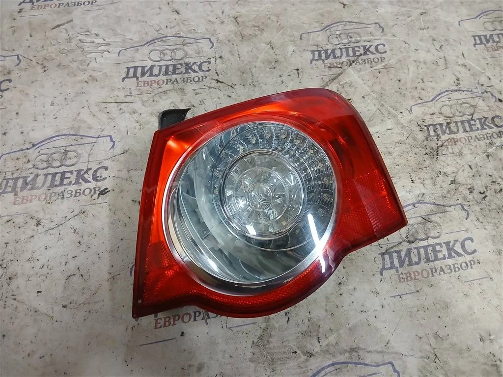 фонарь наружный VW Passat (B6) 2005-2010 R R