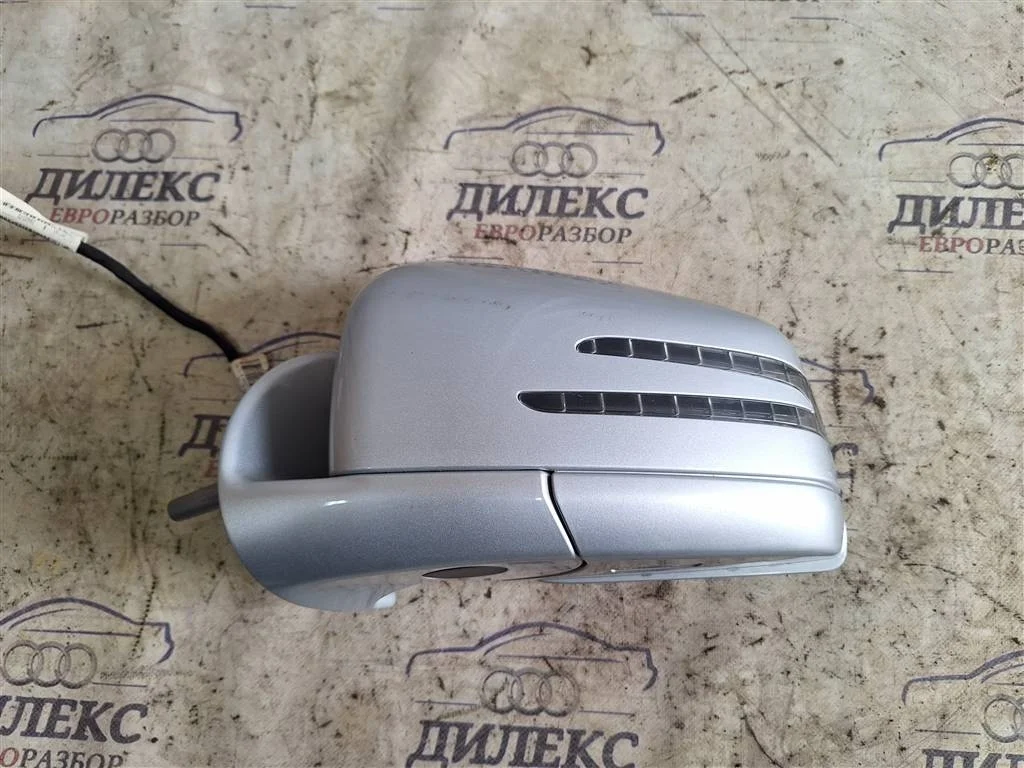 зеркало электрическое Mercedes Benz M-Class ML 300 CDI 4MATIC L -