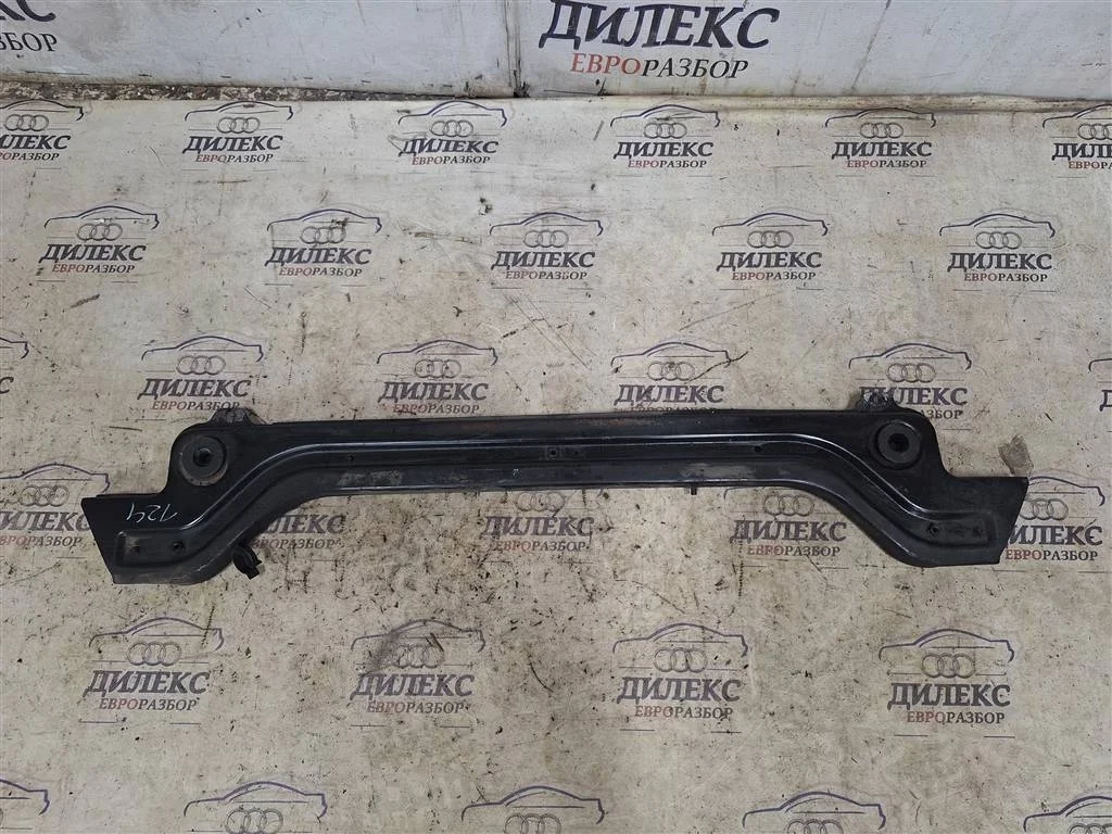 балка подрадиаторная Mercedes Benz M-Class ML 300 CDI 4MATIC - -