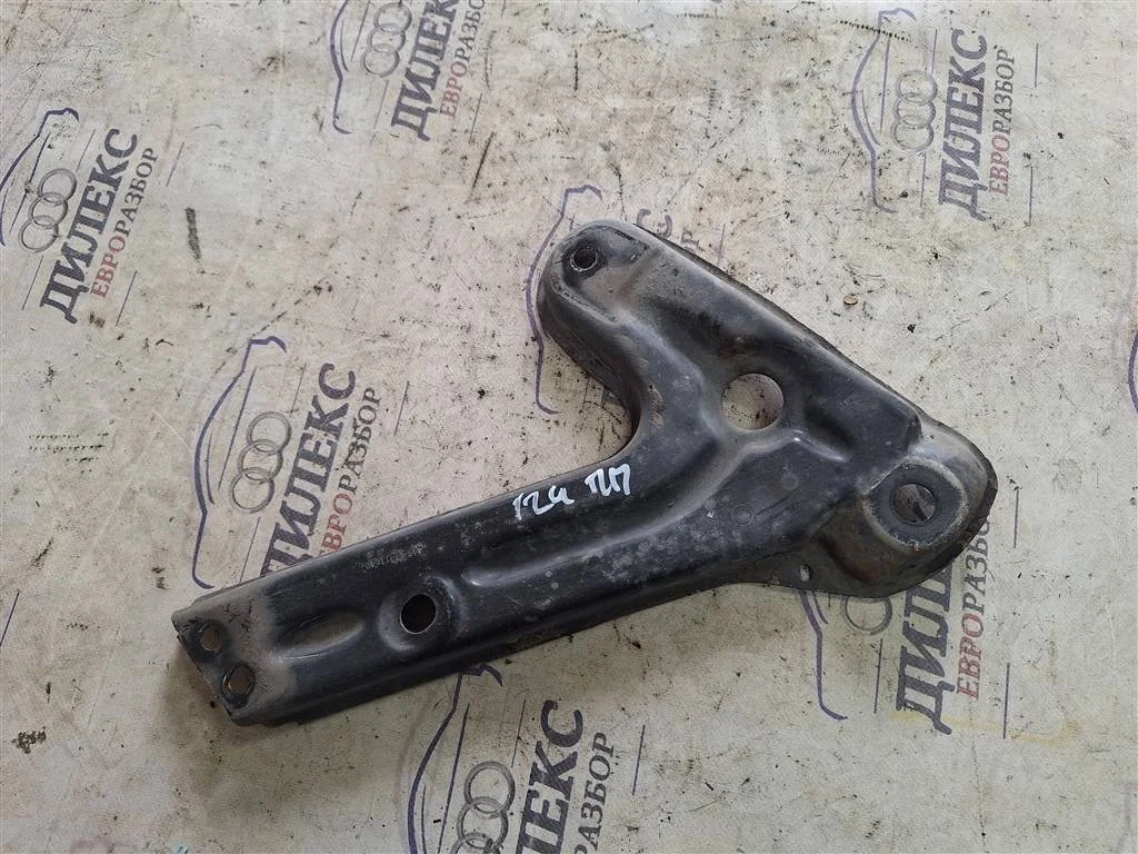 кронштейн (сопут. товар) Mercedes Benz M-Class ML 300 CDI 4MATIC - -