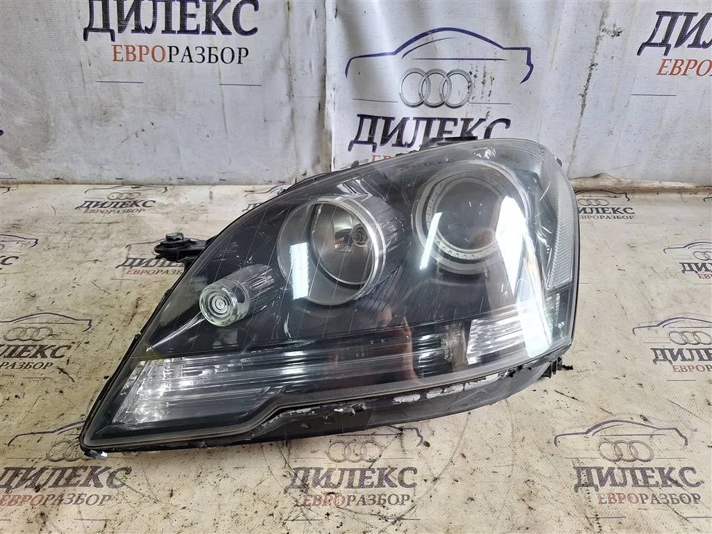 фара Mercedes Benz M-Class ML 300 CDI 4MATIC L -