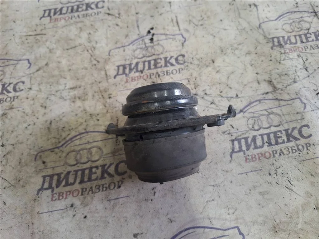 опора двигателя Mercedes Benz M-Class ML 300 CDI 4MATIC - -